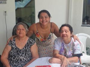 Com a minha sogra Josefina e minha mãe Suely